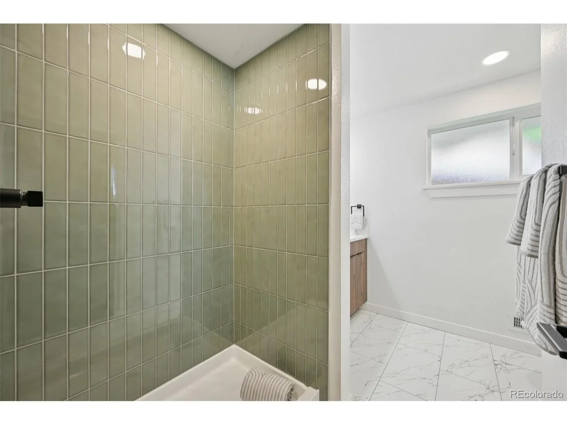 Photo of 169 Yates St