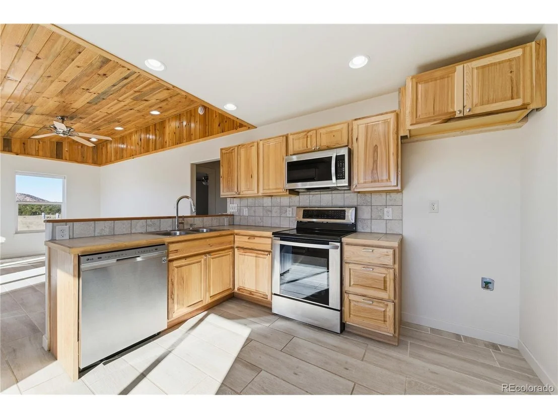 Photo of 1863 16th Trl