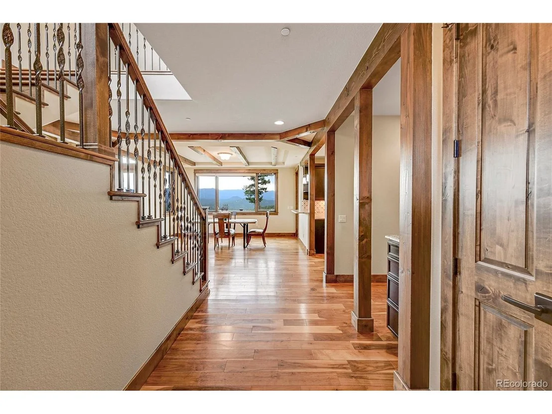 Photo of 33530 Mount Wilson Trl