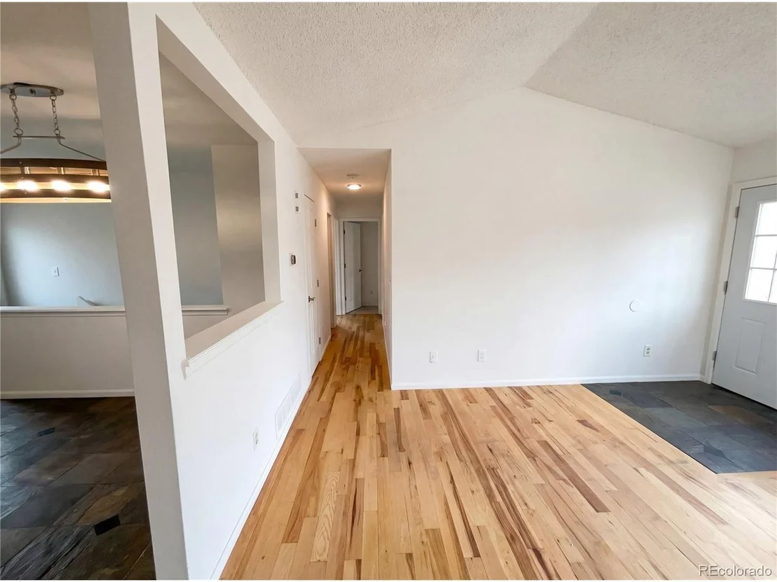 Photo of 12117 Monaco Dr