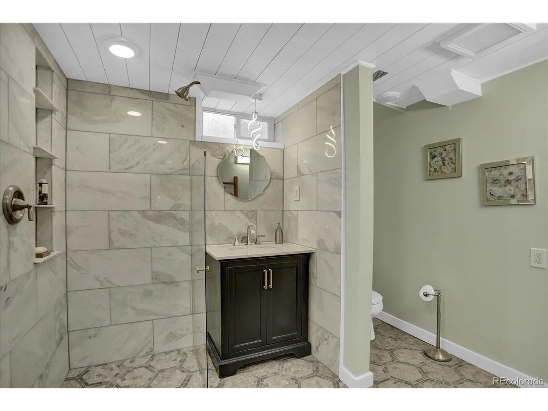 Photo of 200 Flint Way
