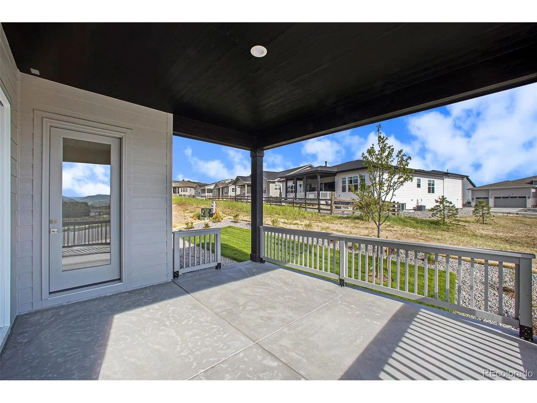 Photo of 671 Scrubjay Cir