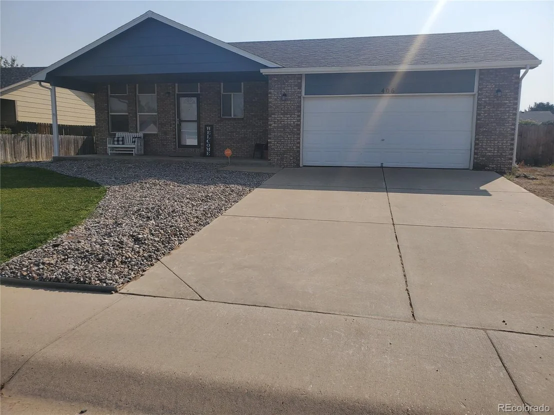 Photo of 406 Suzann St