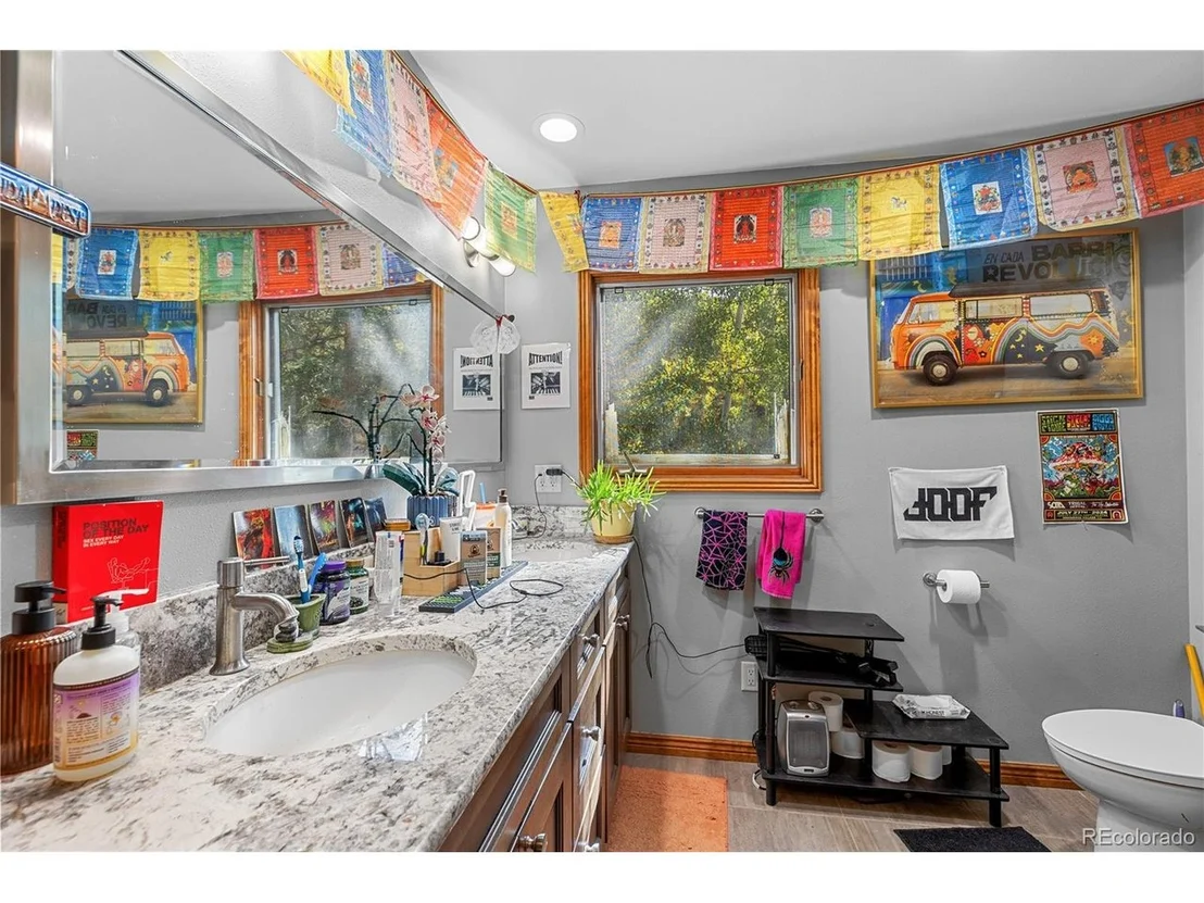Photo of 208 Deer Path Rd