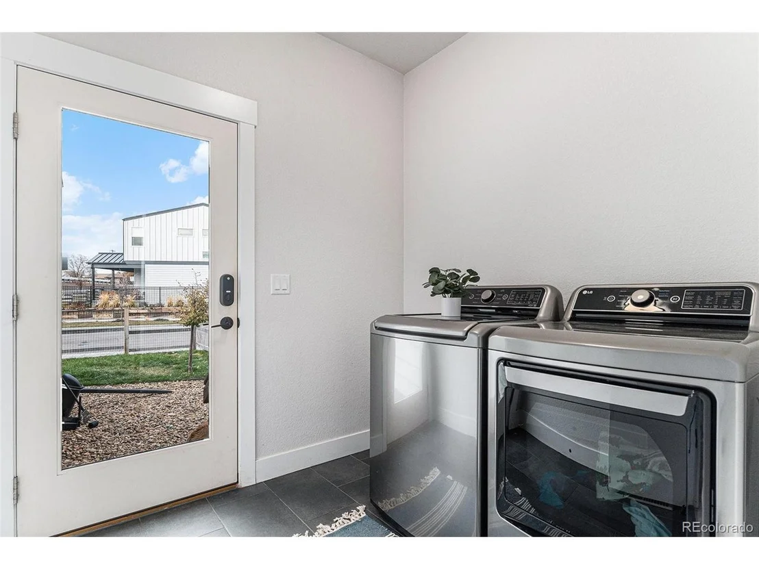 Photo of 3580 W 62nd Pl