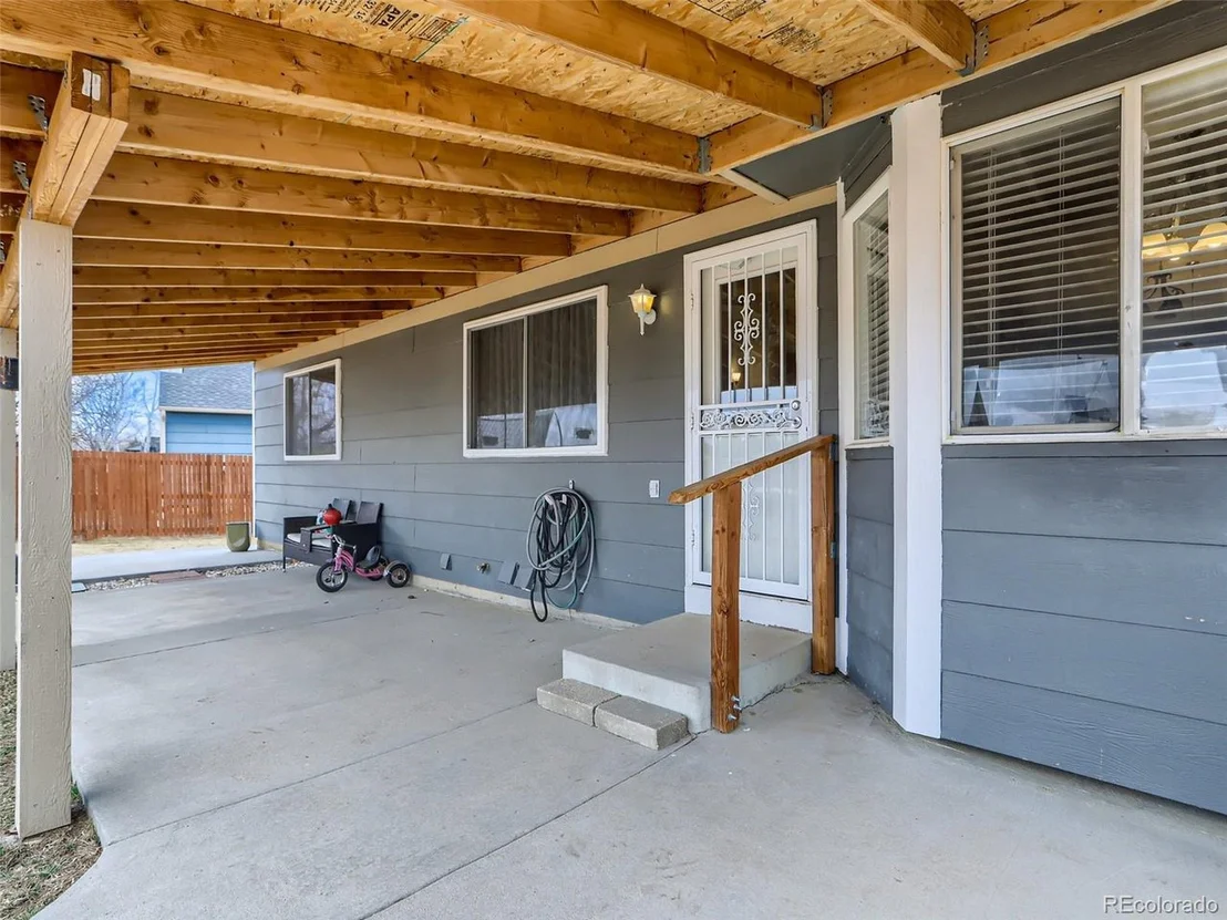 Photo of 5427 Bear Ln
