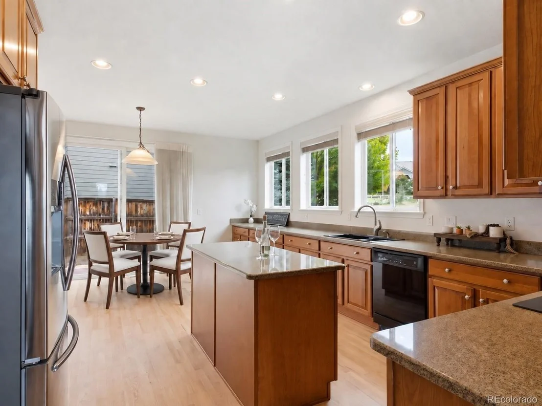 Photo of 760 Ridgemont Cir