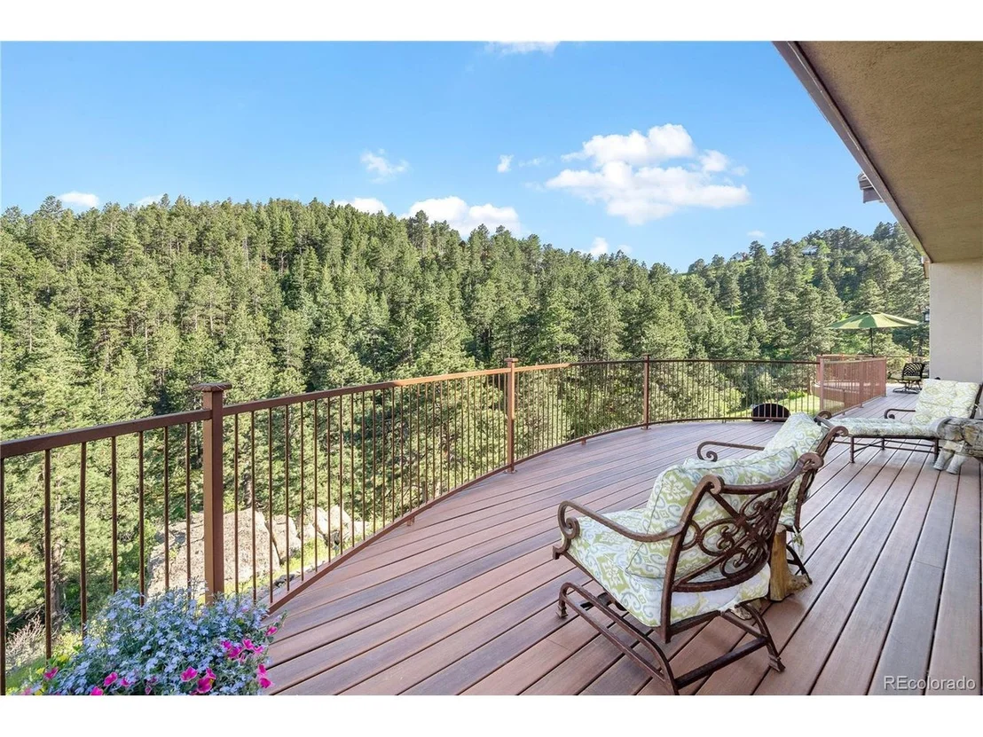 Photo of 180 Enchanted Rd