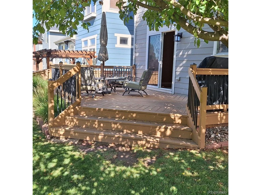 Photo of 10724 Riverbrook Cir