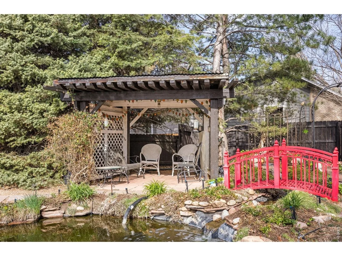 Photo of 7598 Estate Cir