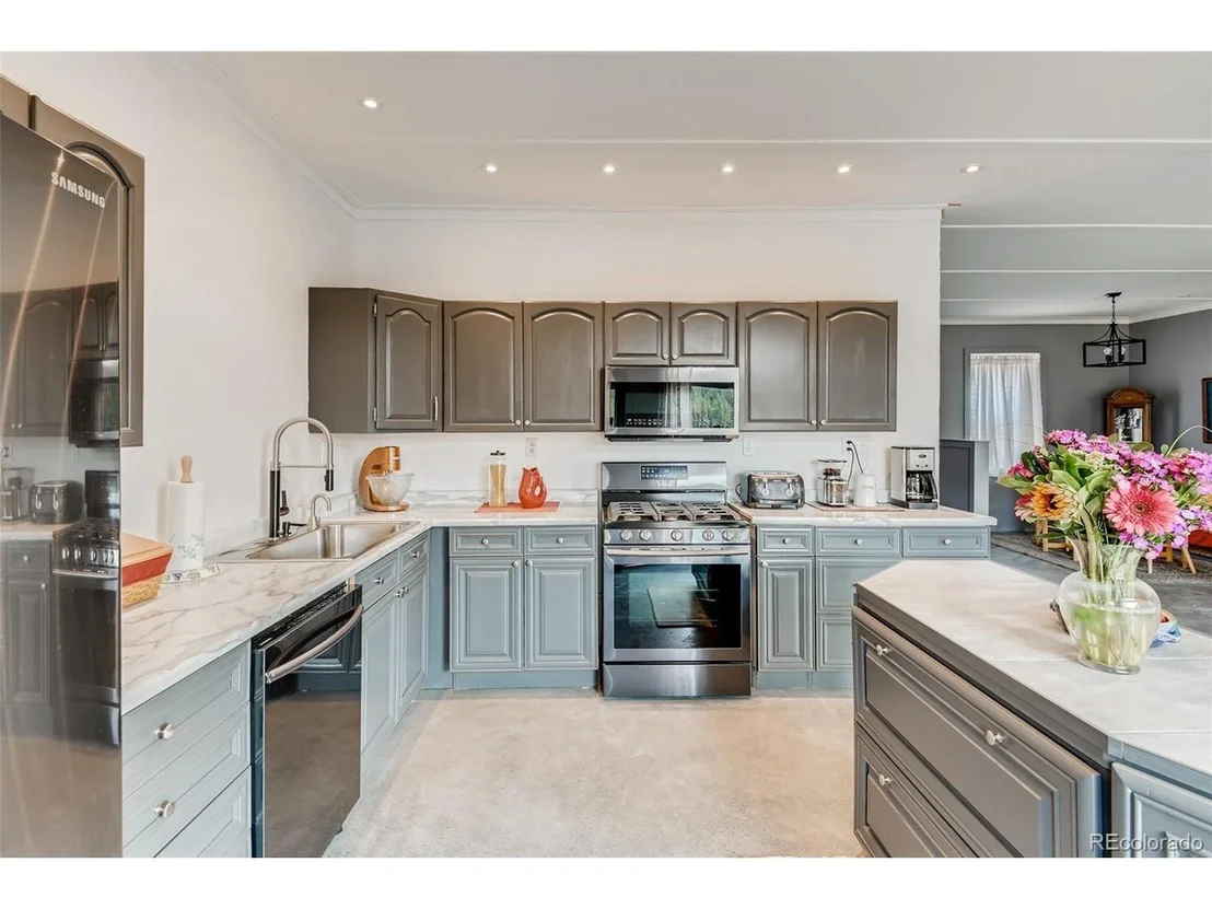 Photo of 24 Sundance Cir