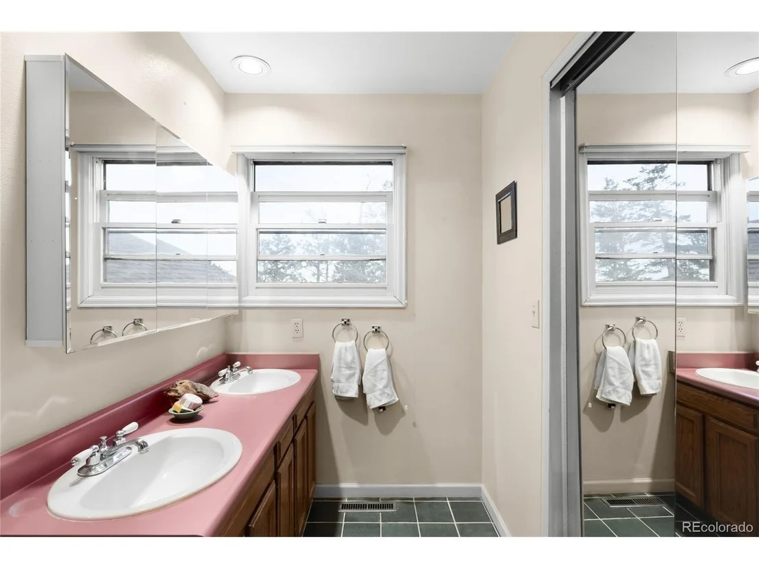 Photo of 394 Deer Trail Cir