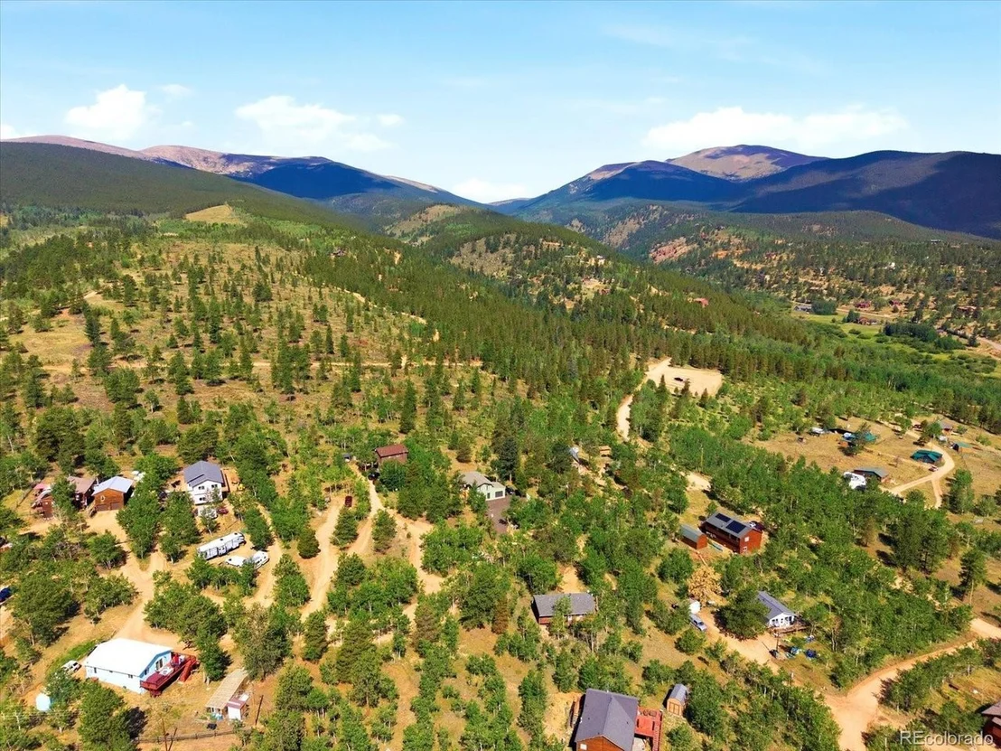 Photo of 277 Timbertop Rd