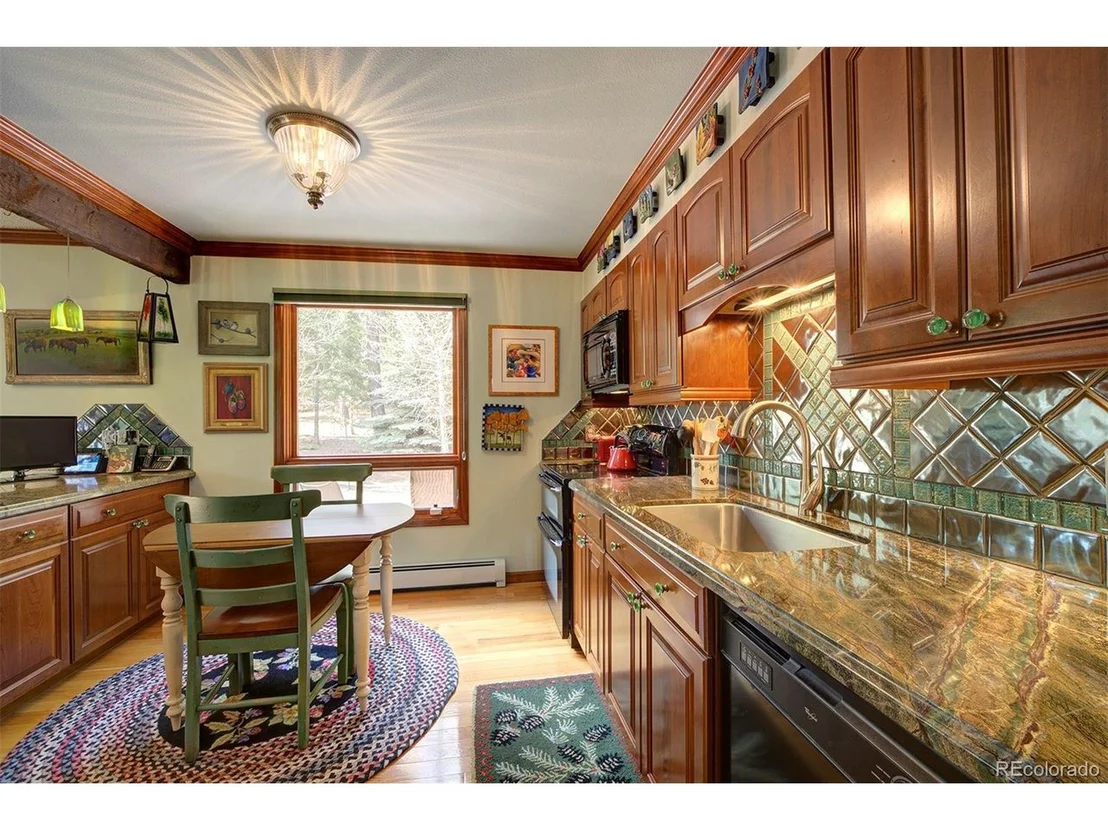 Photo of 25178 Stanley Park Rd