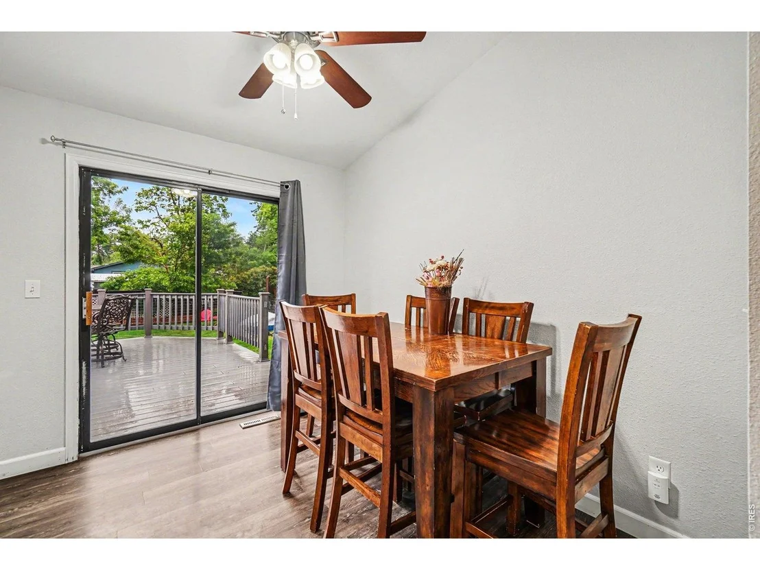 Photo of 1404 Willow Dr