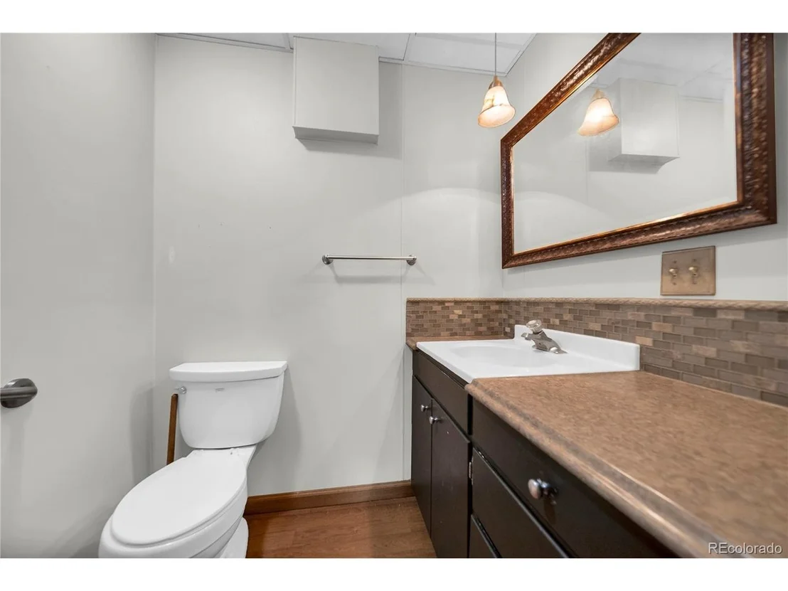 Photo of 450 Date Ave