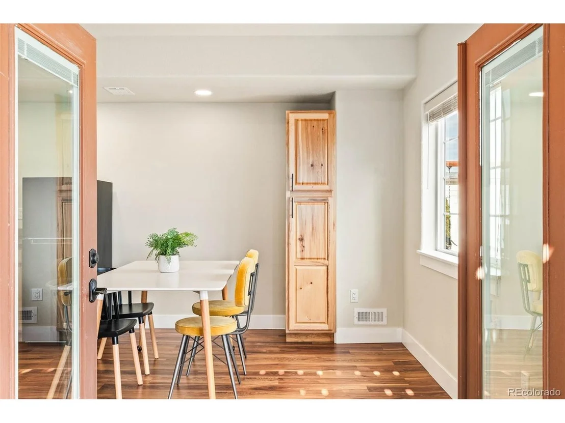 Photo of 244 Mt Harvard Ave