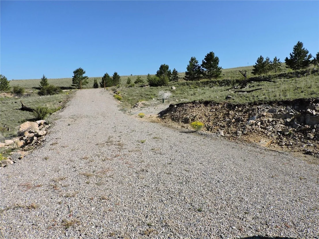 Photo of 640 Arapaho Trl