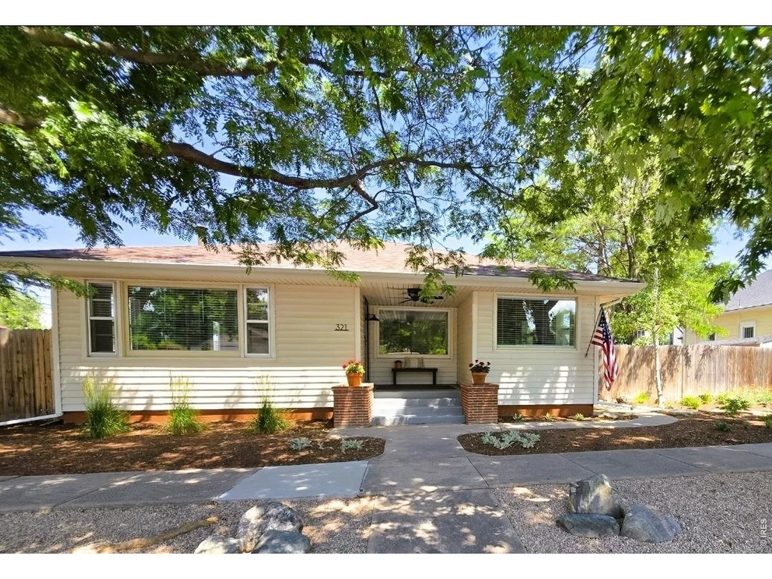 Photo of 321 2nd St