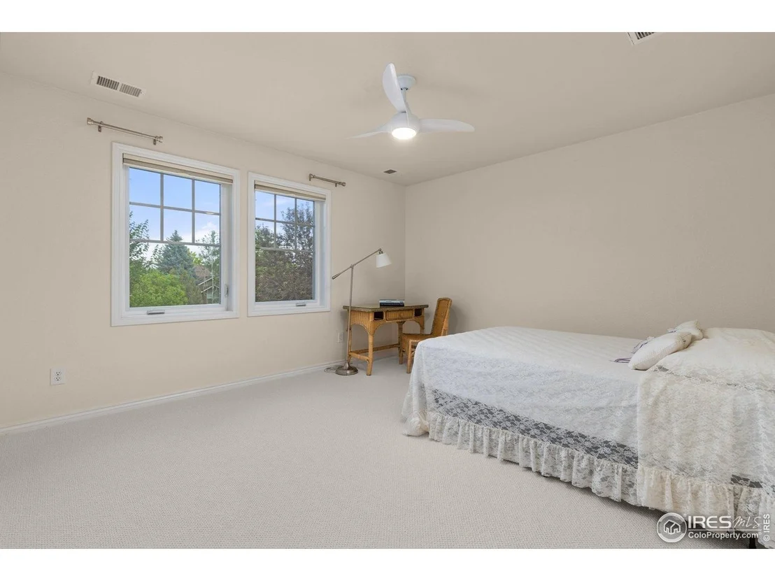 Photo of 1231 Hawk Ridge Rd