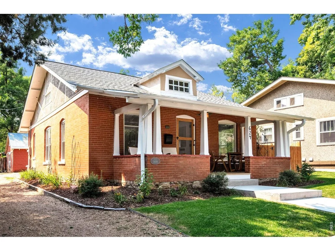 Photo of 624 Maxwell Ave