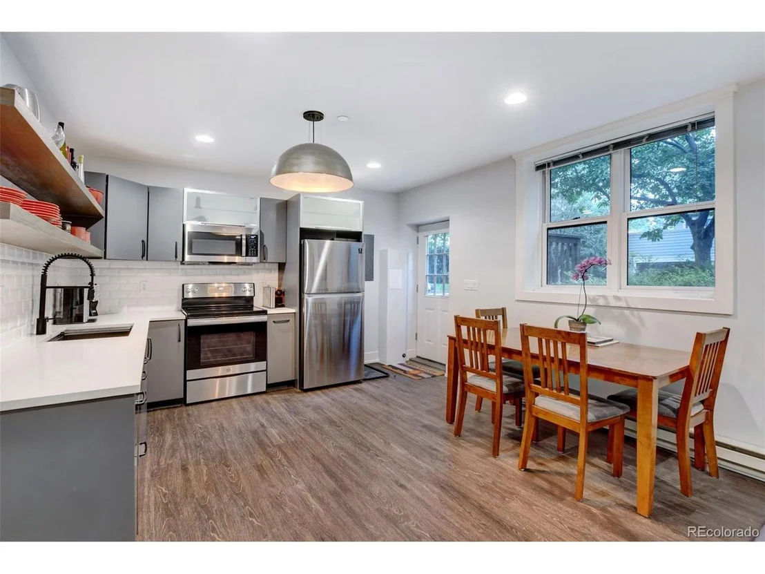 Photo of 1719 Mapleton Ave
