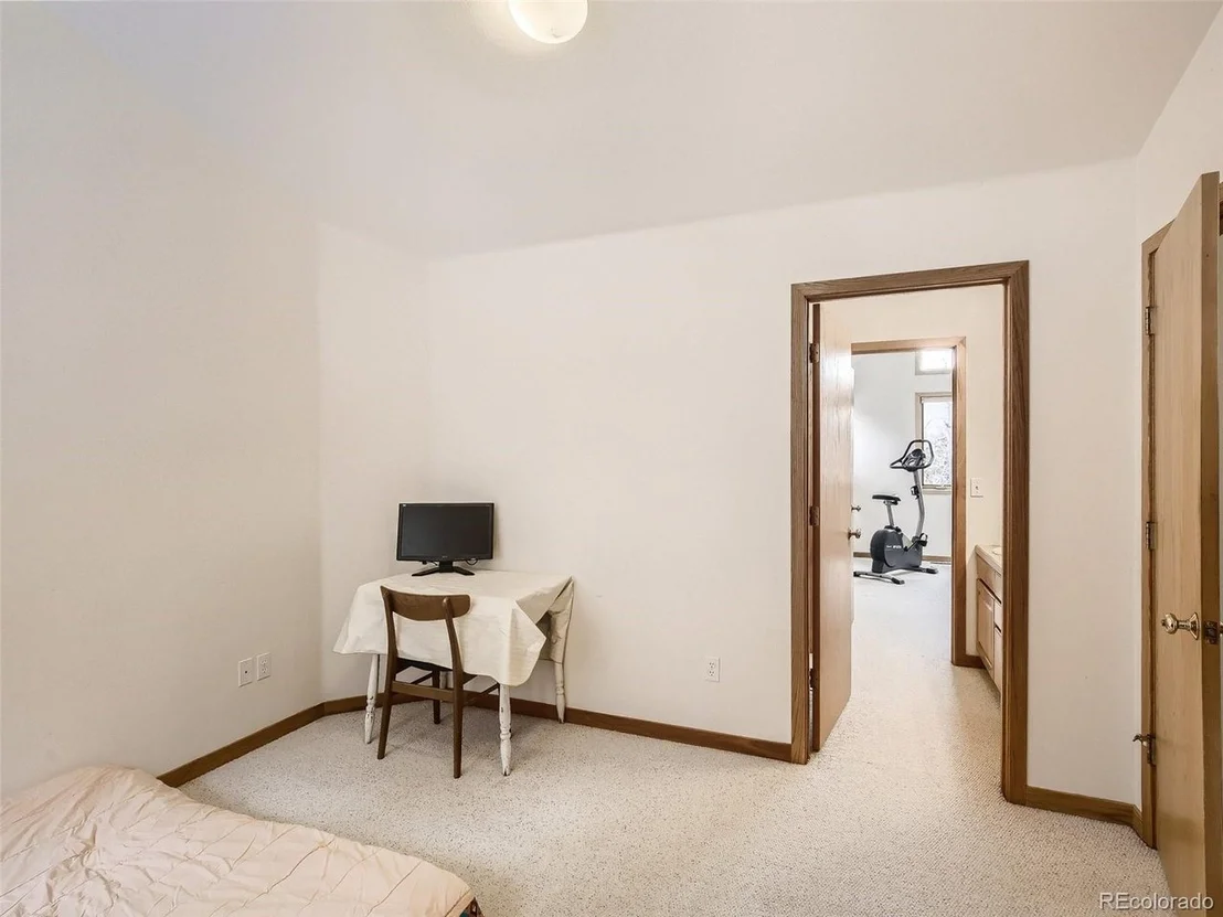 Photo of 597 Pine Glade Rd