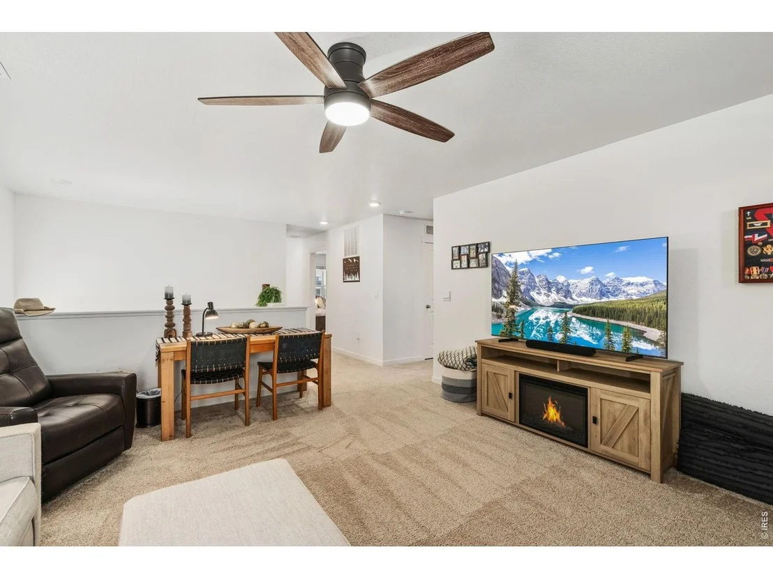 Photo of 438 Bluebird Rd