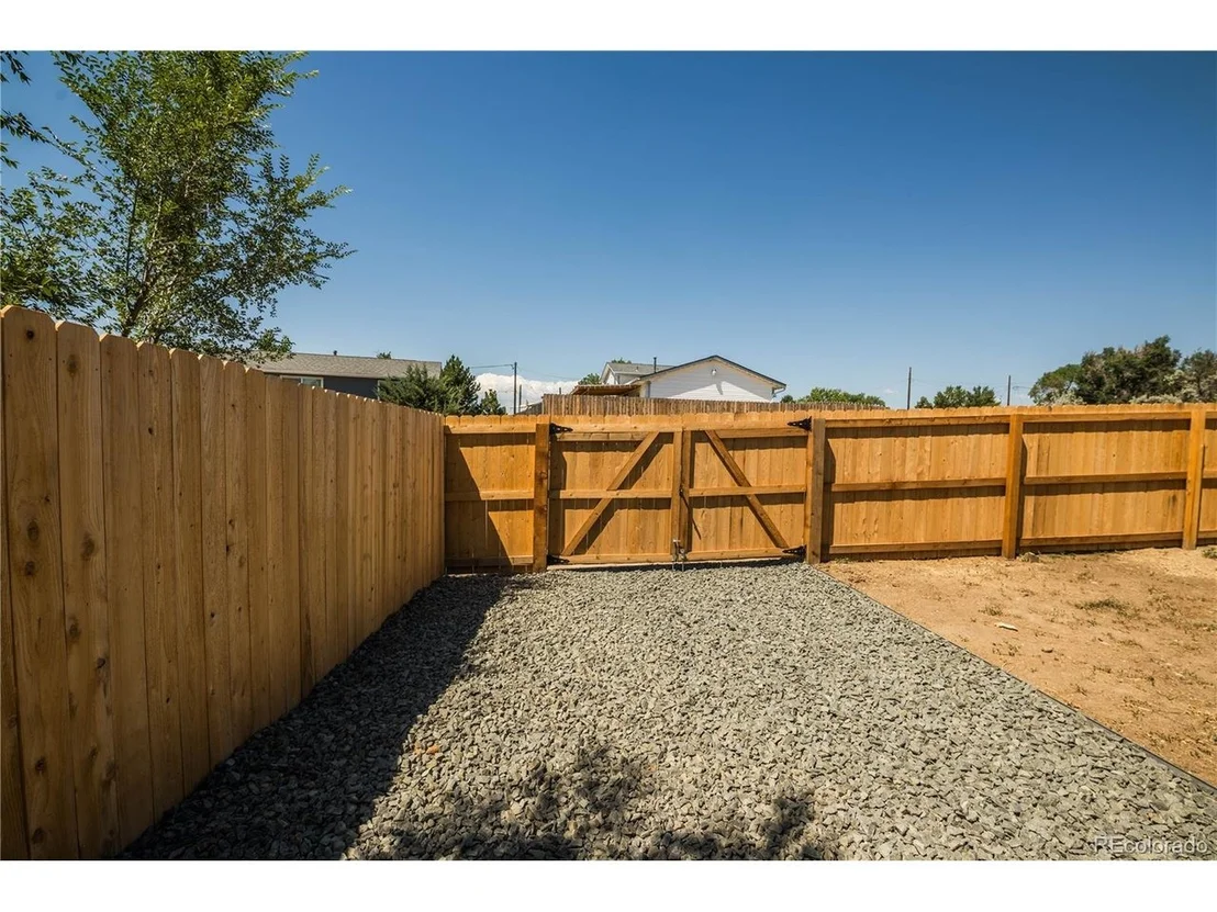 Photo of 540 El Paso Blvd