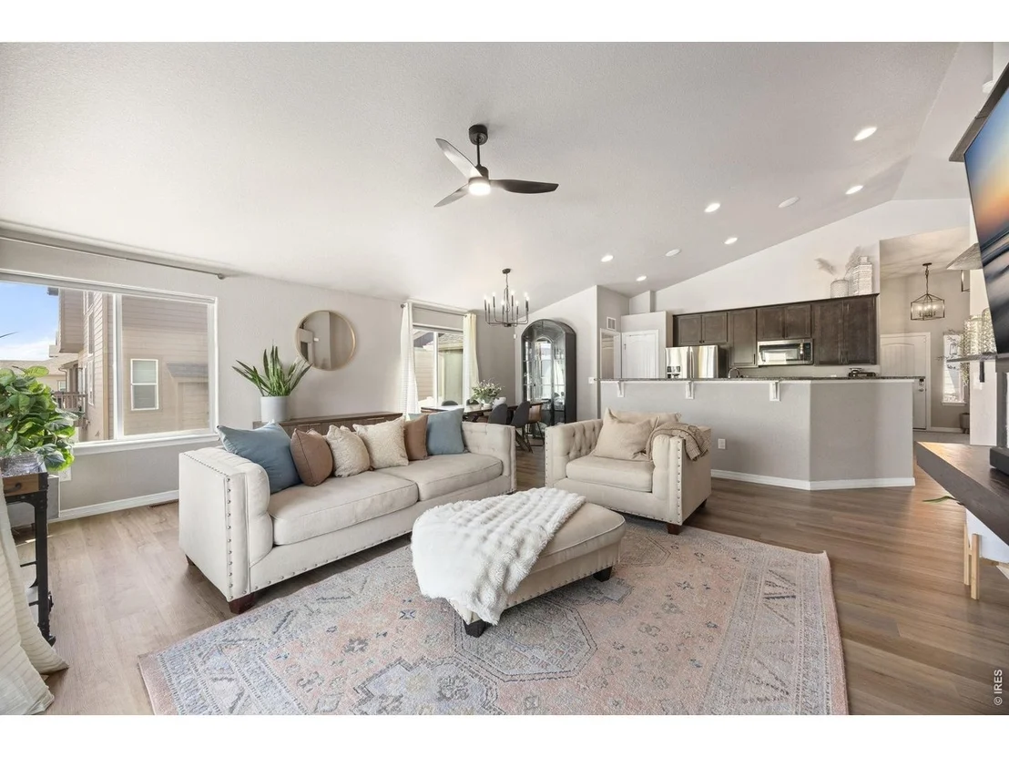 Photo of 5225 Carmon Dr