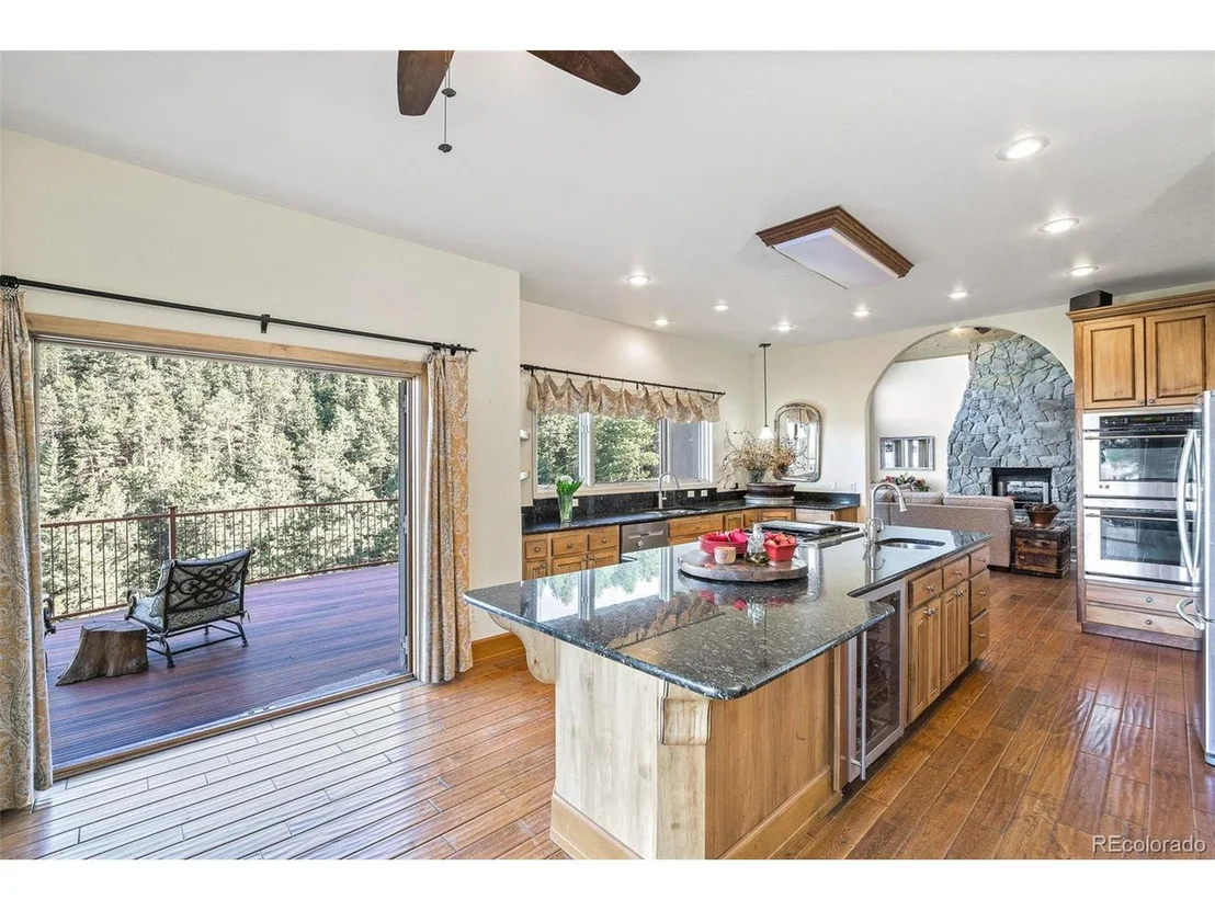 Photo of 180 Enchanted Rd