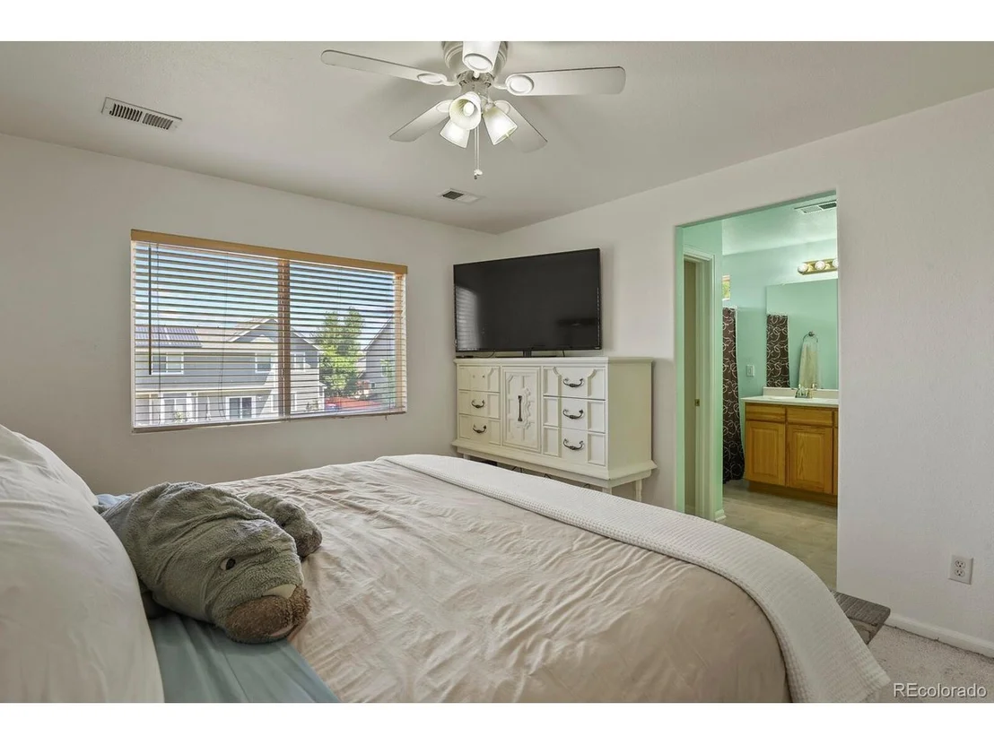 Photo of 335 Andrew Dr