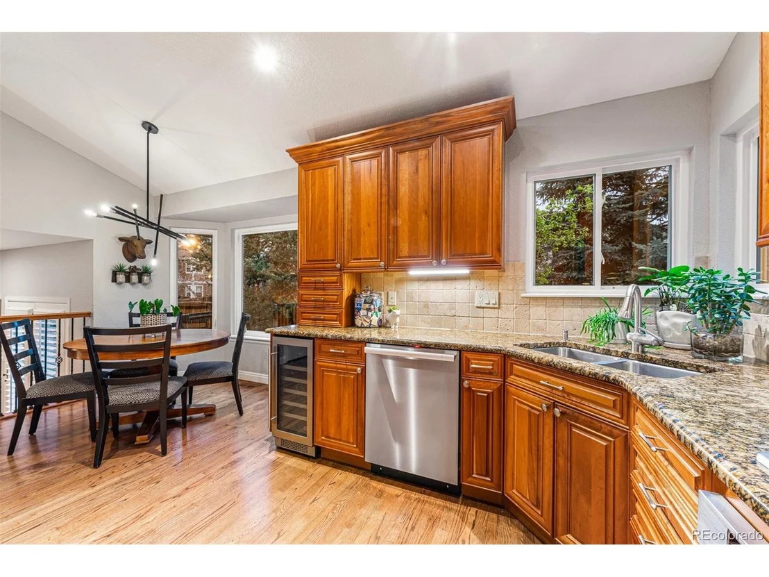 Photo of 7340 Rattlesnake Dr