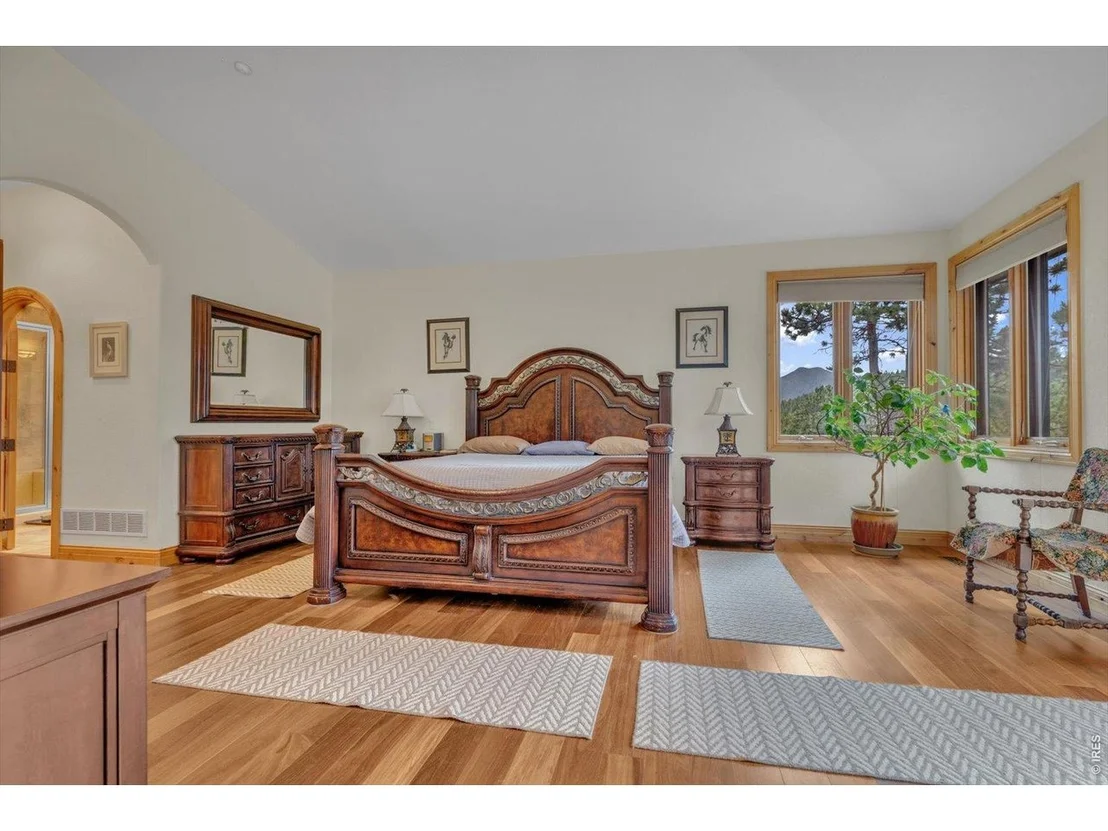 Photo of 165 Bison Dr