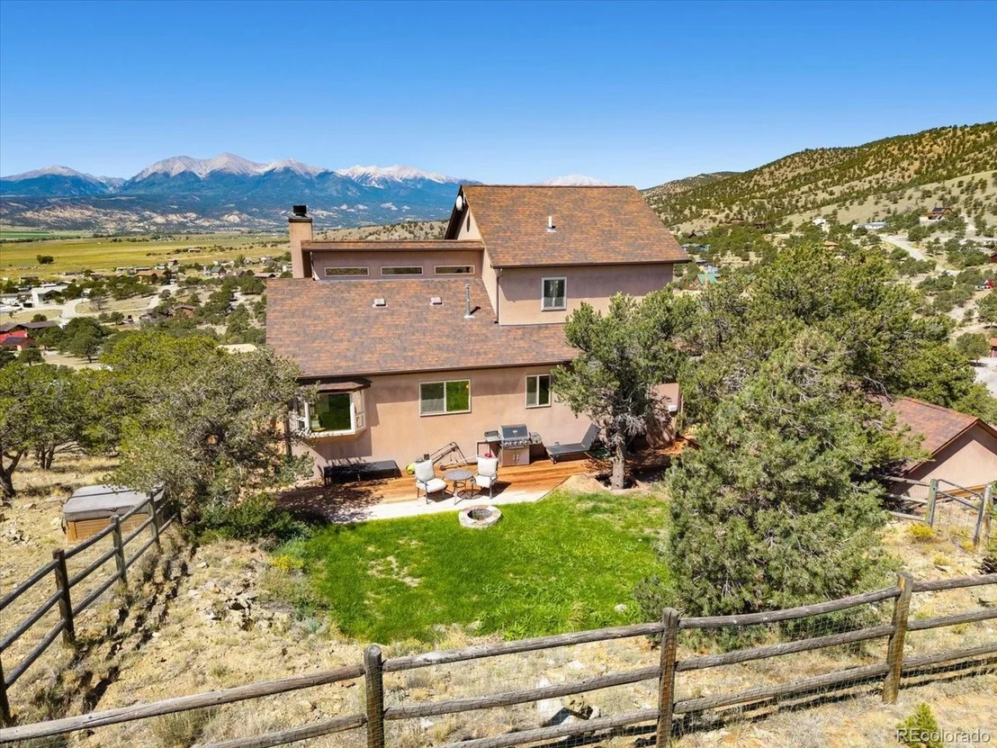 Photo of 10010 Sioux Cir