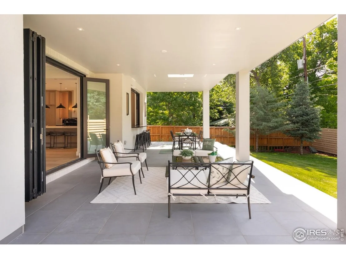 Photo of 640 Iris Ave