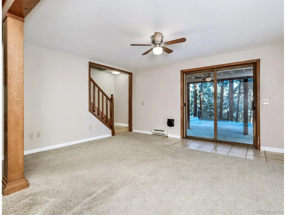 Photo of 8129 S Columbine Dr