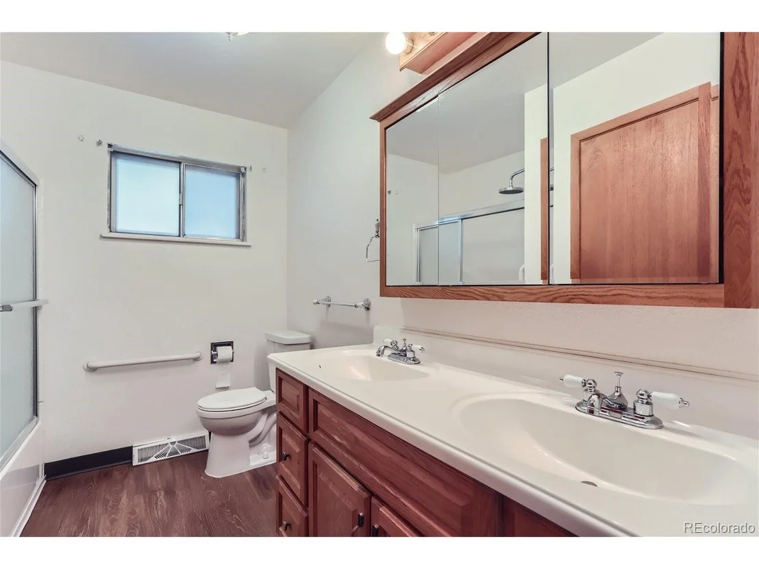 Photo of 18 Empson Dr