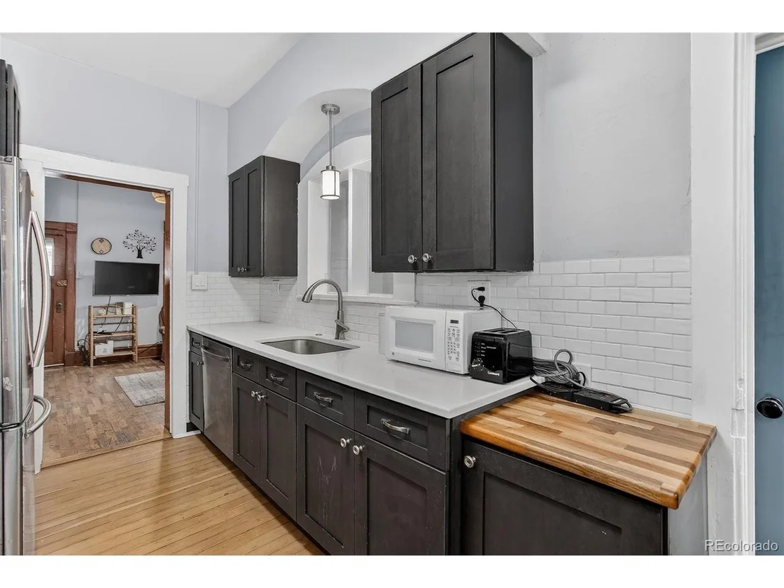 Photo of 1902 Grove St