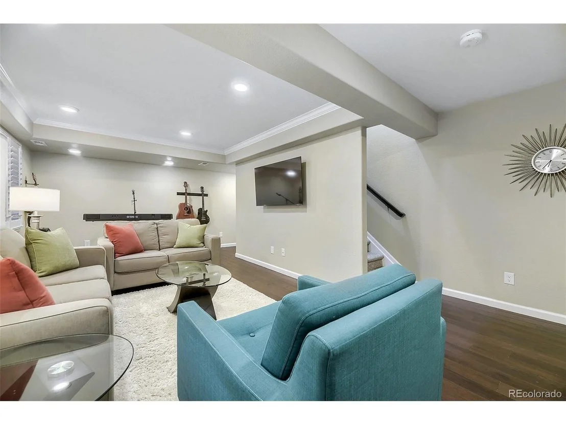 Photo of 5462 Fullerton Cir