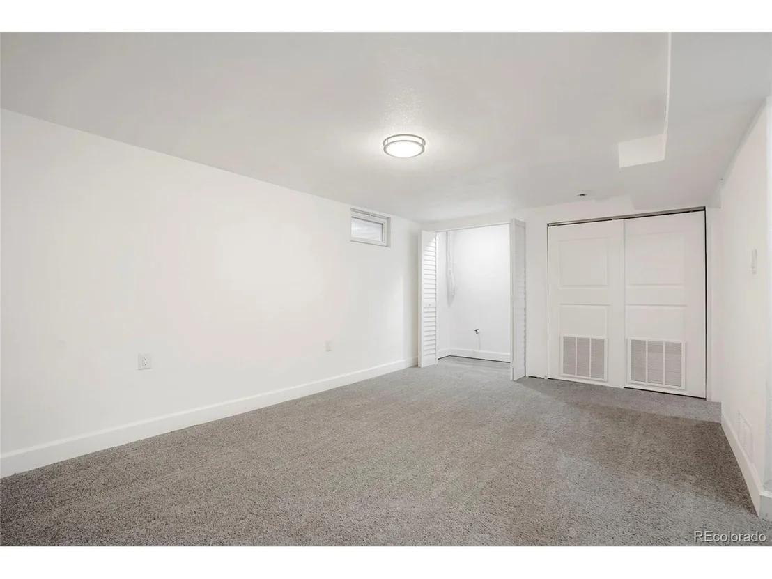 Photo of 7956 Joan Dr