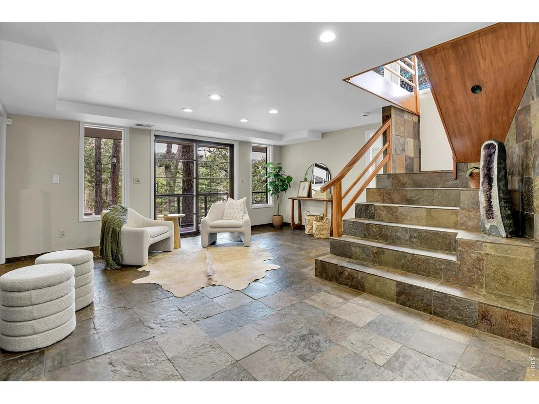 Photo of 28 Pine Brook Rd