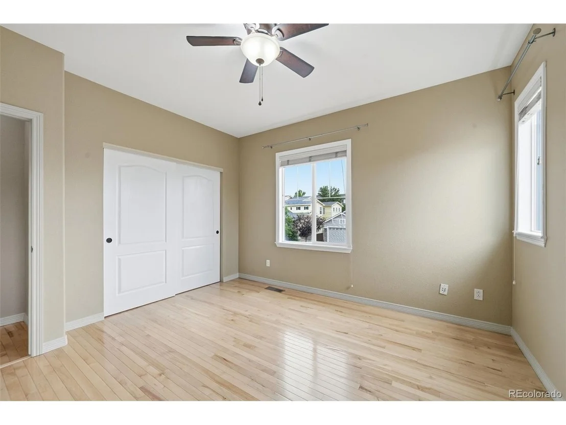 Photo of 10977 Glengate Cir