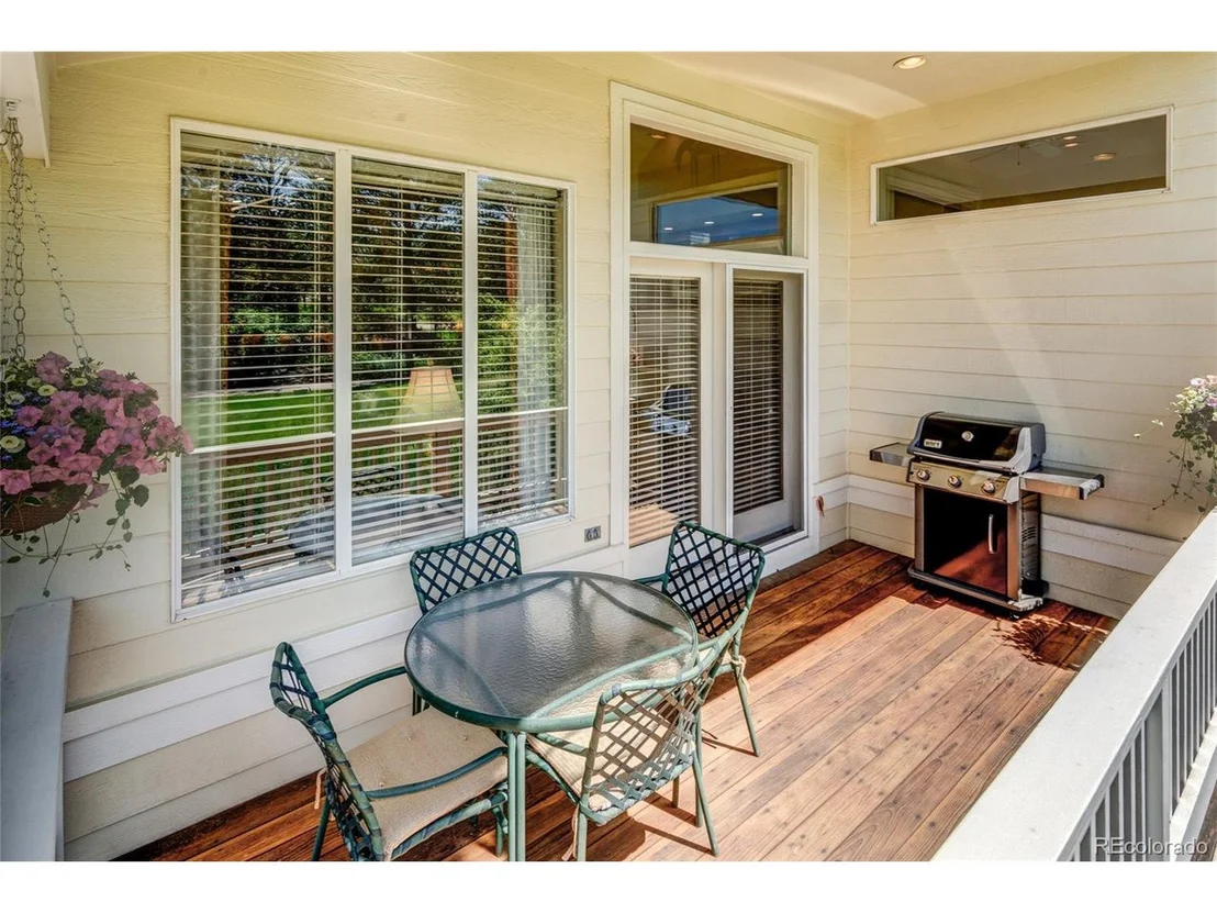 Photo of 1393 Castlepoint Cir