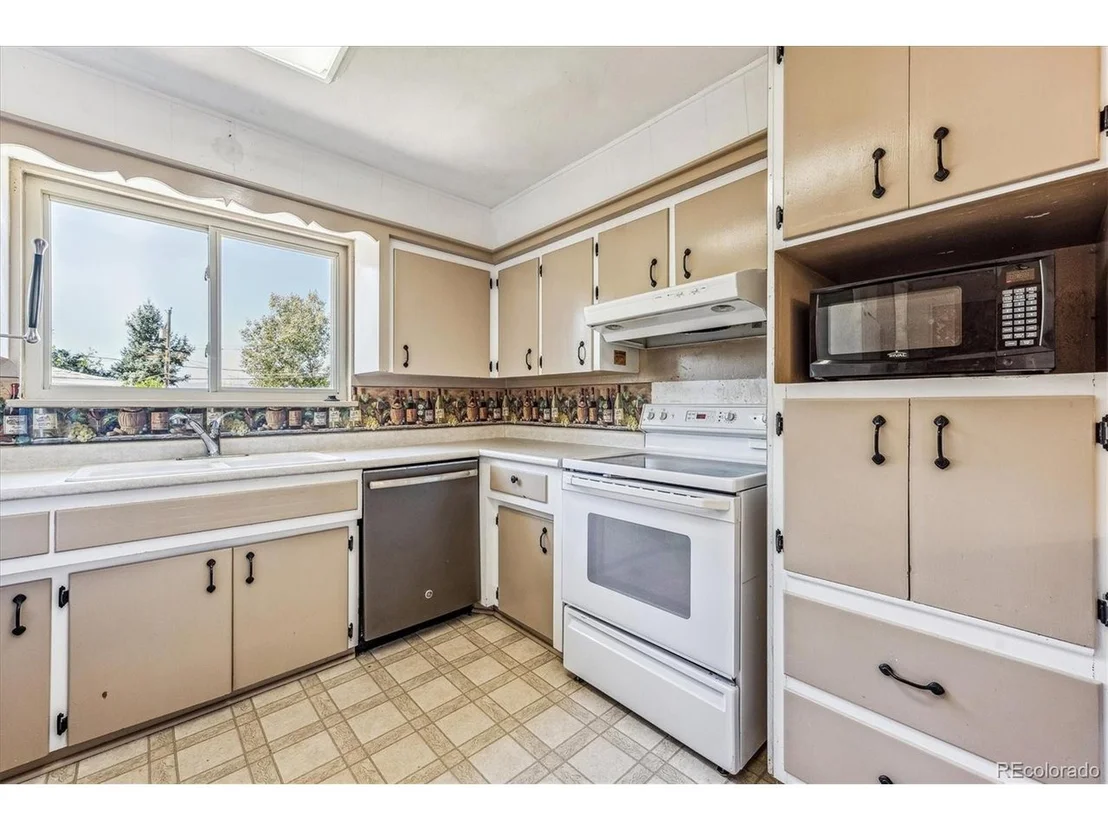 Photo of 3351 Hazel Pl