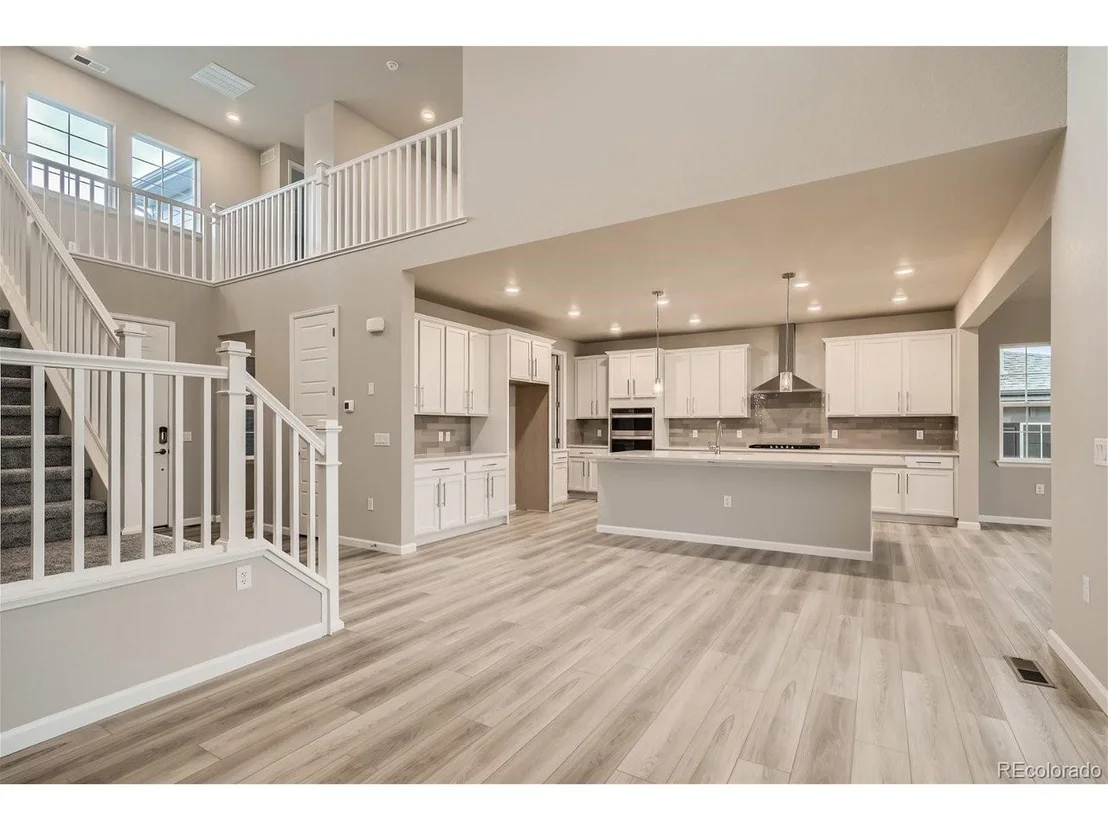 Photo of 1330 Colony Dr