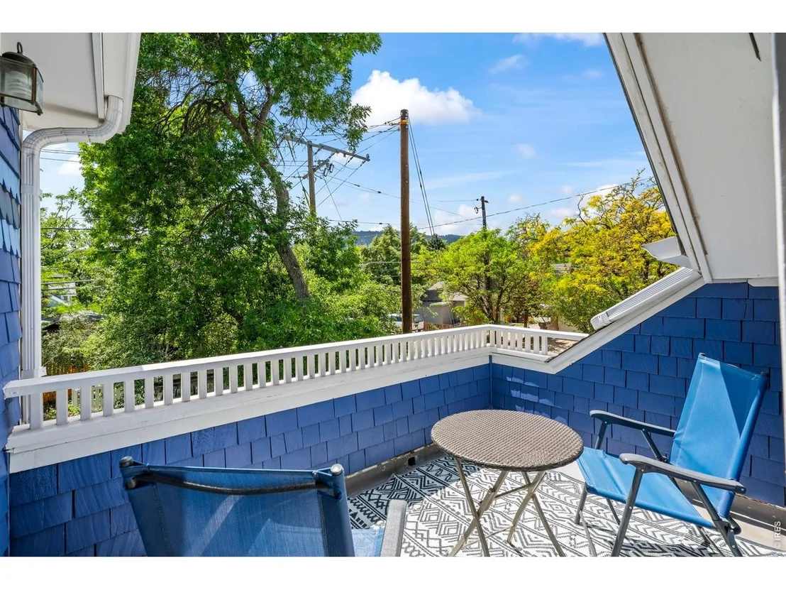 Photo of 804 Dewey Ave