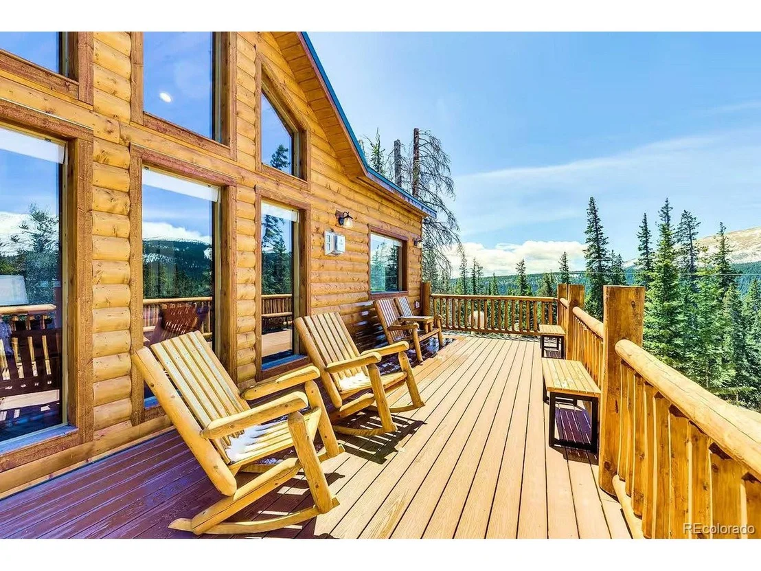 Photo of 207 Pine Cone Way