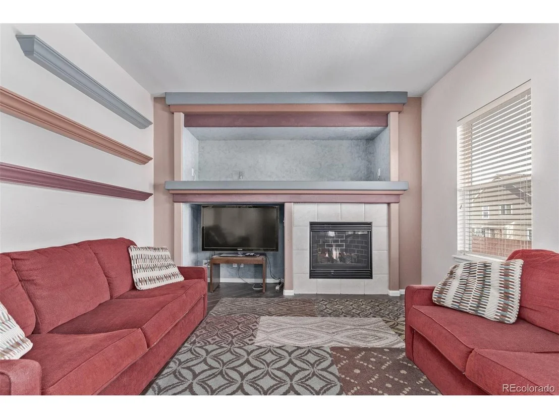 Photo of 672 Pitkin Way