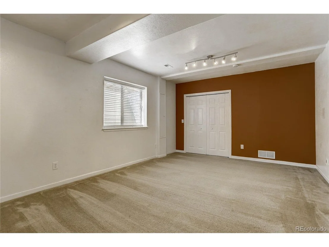 Photo of 420 Tumbleweed Dr